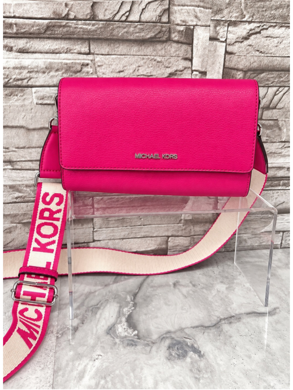 Michael Kors Pebbled Leather Wallet Crossbody Dragonfruit Pink